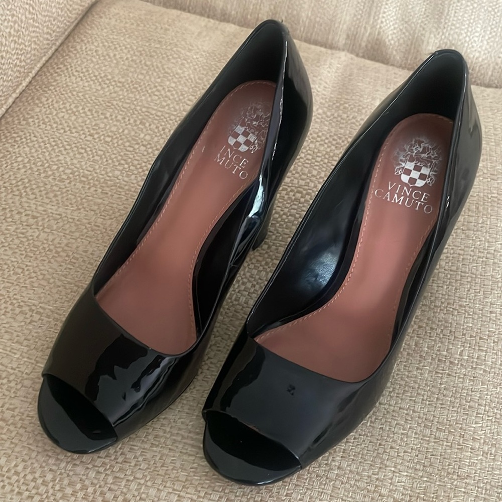 Vince Camuto high heal